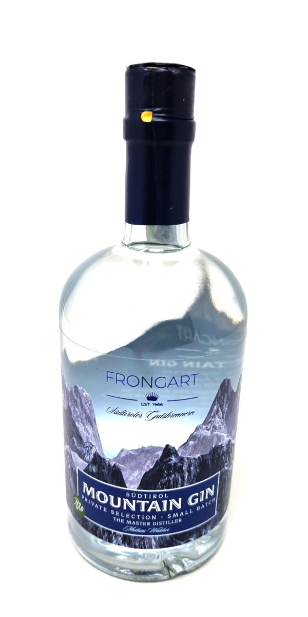24-Frongart-Gin_01.jpg